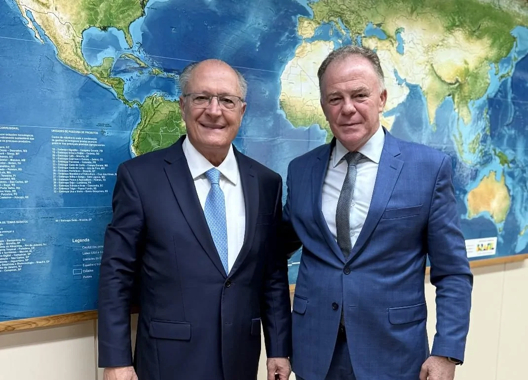 Tarifaço: Casagrande cobra articulação para proteger economia capixaba