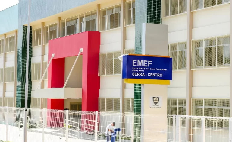 Férias com segurança alimentar: estudantes da Serra recebem R$ 100 no cartão alimentação