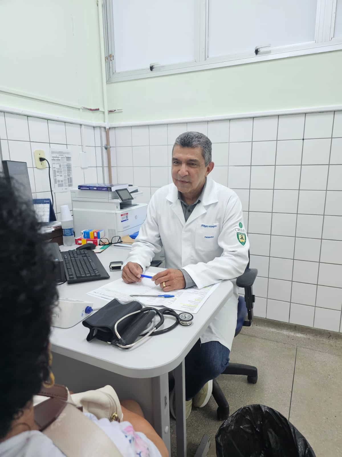 Sergio Vidigal surpreende ao retornar à medicina na Serra